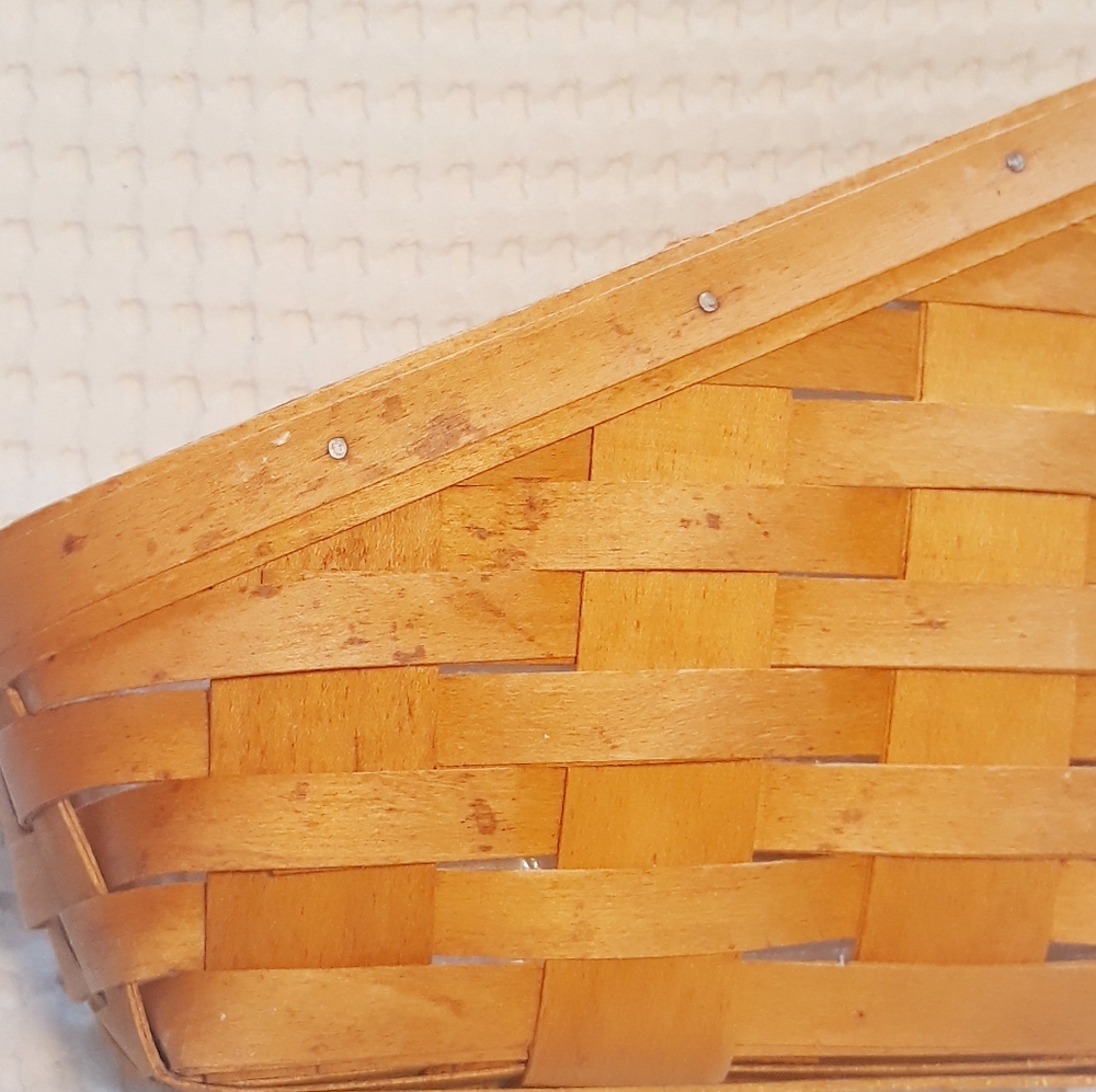 Vintage 1994 Longaberger Slanted Vegetable Basket - Signed Woven Basket - Picture 13 of 15